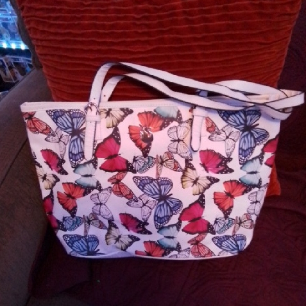 Swarovski Pink Tote Bag with Elegant Design